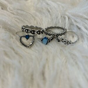 Silver rings- Size 6